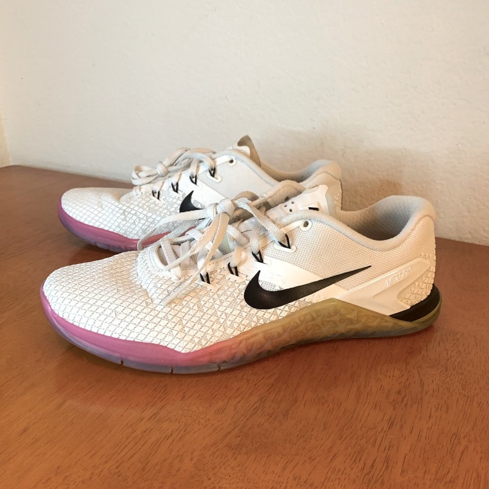 Nike Metcon 4 Training Shoes - women’s size 10